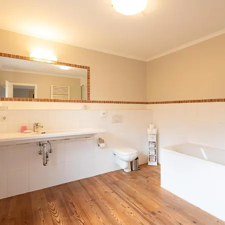 Haus Strandkind בית הארחה 4*